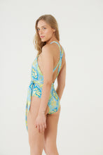 Cargar imagen en el visor de la galería, Model Back: Blueman Una Pieza Maio Onda Polen
