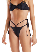 Cargar imagen en el visor de la galería, Image 09: Blueman Sostén Top Pepe Liso Preto