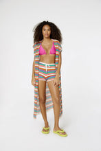 Cargar imagen en el visor de la galería, Model Front: Blueman Caftán / Cubrir Blusa Kimono Listras