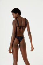 Cargar imagen en el visor de la galería, Model Back: Blueman Sostén Top Zuma Liso Preto