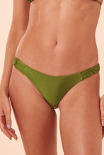 Cargar imagen en el visor de la galería, Gallery: Blueman Bragas Bottom Verde-26 Berlim