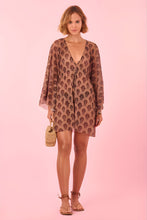 Cargar imagen en el visor de la galería, Model Front: Blueman Caftán / Cubrir Makani Kaftan