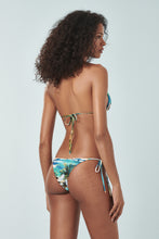 Cargar imagen en el visor de la galería, Model Back: Blueman Bragas Bottom Havai-Rio Inside-Double