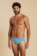 Cargar imagen en el visor de la galería, Model Front: Blueman Sunga / Boxer Sunga Rick Xadrez