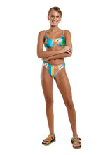 Cargar imagen en el visor de la galería, Image 05: Blueman Conjunto Bela Blue