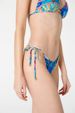 Cargar imagen en el visor de la galería, Image 06: Blueman Bragas Bottom Coracao Indio