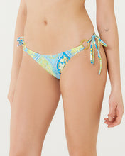 Cargar imagen en el visor de la galería, Gallery: Blueman Bragas Bottom Triangle Angel Polen
