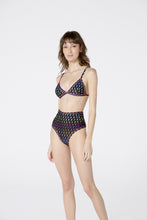 Cargar imagen en el visor de la galería, Model Front: Blueman Conjunto Friso Raios Degrade