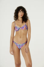 Cargar imagen en el visor de la galería, Image 03: Blueman Conjunto High Pepe Pepe Apiculae