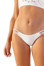 Cargar imagen en el visor de la galería, Image 07: Blueman Conjunto Ray Off White