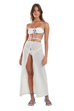 Cargar imagen en el visor de la galería, Model Front: Blueman Falda De Playa Saia Transpasse Buzios Cru