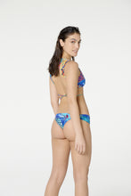 Cargar imagen en el visor de la galería, Model Back: Blueman Sostén Top Arpoador Indio