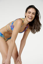 Cargar imagen en el visor de la galería, Image 07: Blueman Sostén Top Arpoador Indio