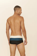 Cargar imagen en el visor de la galería, Model Back: Blueman Sunga / Boxer Sunga Army Crepusculo Preto
