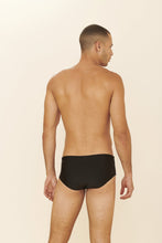 Cargar imagen en el visor de la galería, Model Back: Blueman Sunga / Boxer Sunga Army Cairo Preto

