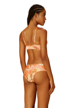 Cargar imagen en el visor de la galería, Image 04: Blueman Conjunto Set Florest-Salmao Bardot Max-Prado
