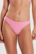 Cargar imagen en el visor de la galería, Gallery: Blueman Bragas Bottom Rosa Arriba
