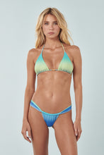 Cargar imagen en el visor de la galería, Model Front: Blueman Sostén Top Degrade-Havai Egito
