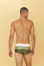 Cargar imagen en el visor de la galería, Model Back: Blueman Sunga / Boxer Sunga Army Crepusculo Verde
