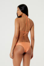 Cargar imagen en el visor de la galería, Model Back: Blueman Conjunto Caribe Pacifico Laranja
