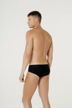 Cargar imagen en el visor de la galería, Model Back: Blueman Sunga / Boxer Sunga Spot Lisa Preto
