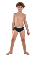 Cargar imagen en el visor de la galería, Model Front: Blueman Traje De Baño Chico Army Onassis Preto Inf
