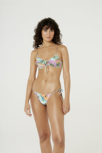 Model Front: Blueman Bragas Bottom Bay Tahity Tie Universo Solar