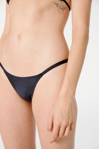Image 06: Blueman Bragas Bottom Floral Crochet Preto