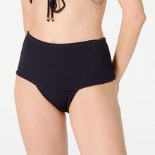 Cargar imagen en el visor de la galería, Gallery: Blueman Bragas Bottom Gaya Buzios Crispy Preto
