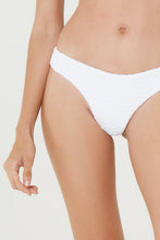 Cargar imagen en el visor de la galería, Image 07: Blueman Bragas Bottom Pepe Ariba Saint Martin Texture Branco
