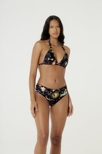 Model Front: Blueman Bragas Bottom Prado Flower Mistica