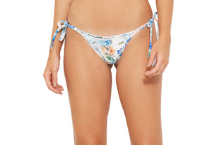 Model Front: Blueman Bragas Bottom Sol Ostra