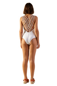 Model Back: Blueman Una Pieza Capri Off White