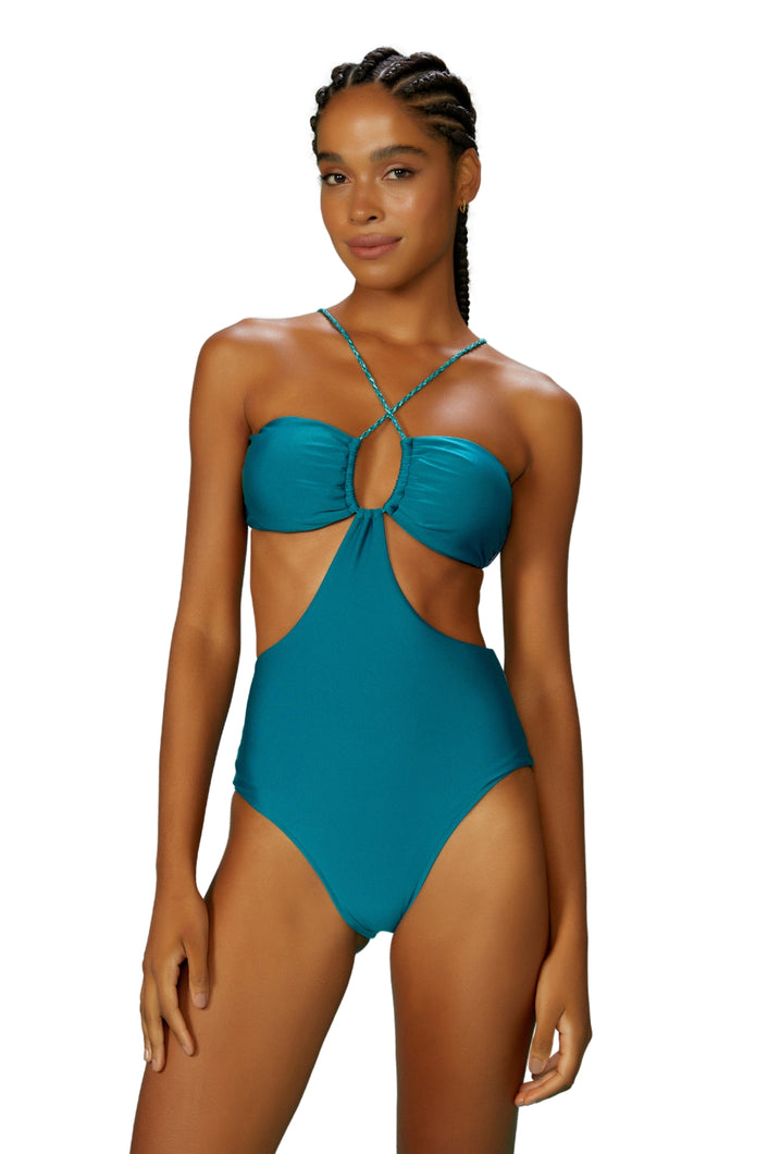 Model Front: Blueman Una Pieza Maio Carioca Auzl