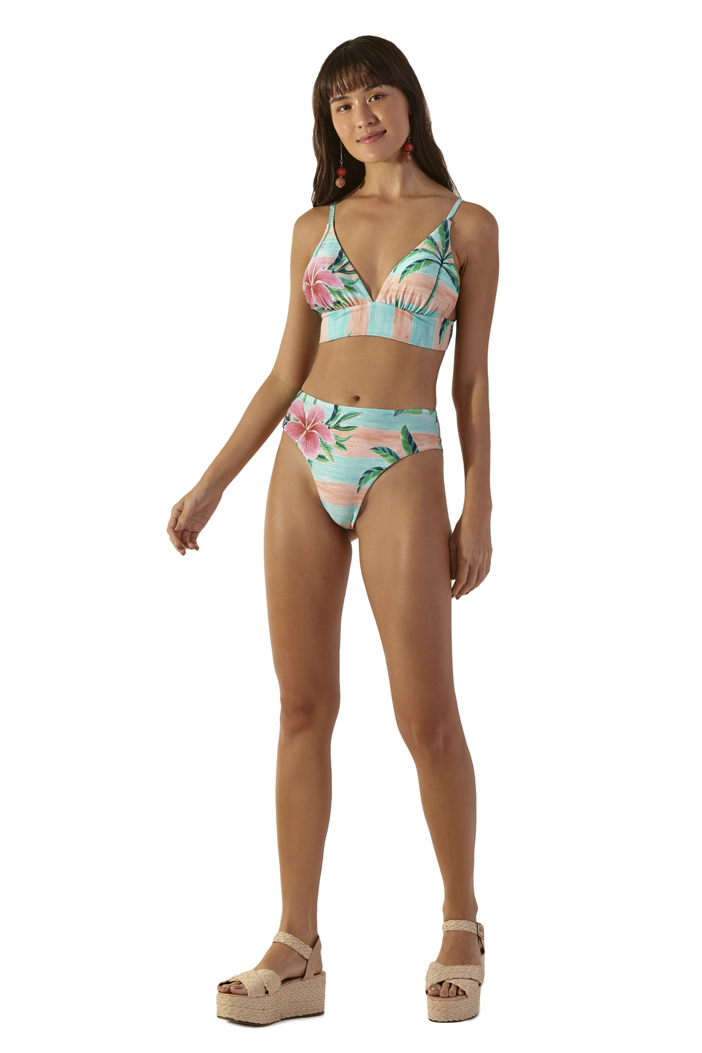 Model Front: Blueman Conjunto Pacifico Levemente