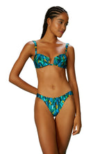 Cargar imagen en el visor de la galería, Image 03: Blueman Conjunto Set Fauna Quenia Guaruja-Coracao
