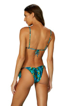 Cargar imagen en el visor de la galería, Model Back: Blueman Conjunto Set Fauna Triangulo Lacinho-Coracao
