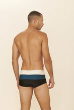 Cargar imagen en el visor de la galería, Model Back: Blueman Sunga / Boxer Sunga Army Crepusculo Preto
