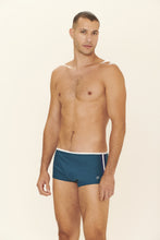 Cargar imagen en el visor de la galería, Model Front: Blueman Sunga / Boxer Sunga Army Lil Verde
