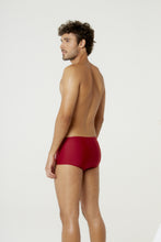 Cargar imagen en el visor de la galería, Model Back: Blueman Sunga / Boxer Sunga Army Lisa Vermelho V24
