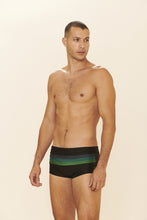 Cargar imagen en el visor de la galería, Model Front: Blueman Sunga / Boxer Sunga Army Mondello Preto
