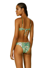 Cargar imagen en el visor de la galería, Model Back: Blueman Sostén Top Azulejaria Strike
