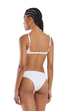 Cargar imagen en el visor de la galería, Model Back: Blueman Sostén Top Bela Textura Softcell-Off White
