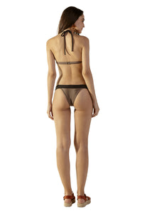 Model Back: Blueman Sostén Top Matelasse Caramelo Preto