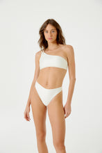 Cargar imagen en el visor de la galería, Image 05: Blueman Sostén Top Ubatuba Off White
