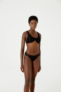 Model Front: Blueman Sostén Top Wavy Shine Preto