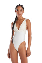 Cargar imagen en el visor de la galería, Maio Noronha Rechilieu Off White
