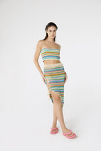 Cargar imagen en el visor de la galería, Top Crochet Listras
