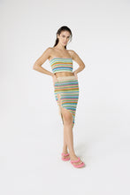 Cargar imagen en el visor de la galería, Top Crochet Listras
