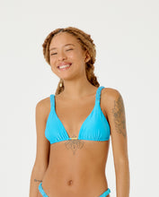 Cargar imagen en el visor de la galería, Top Malibu Bordado Blue
